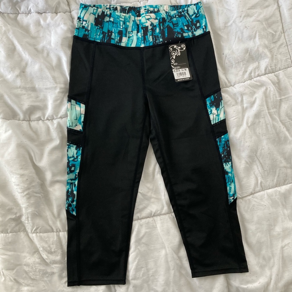NWT GM Black and Blue Active Wear Leggings